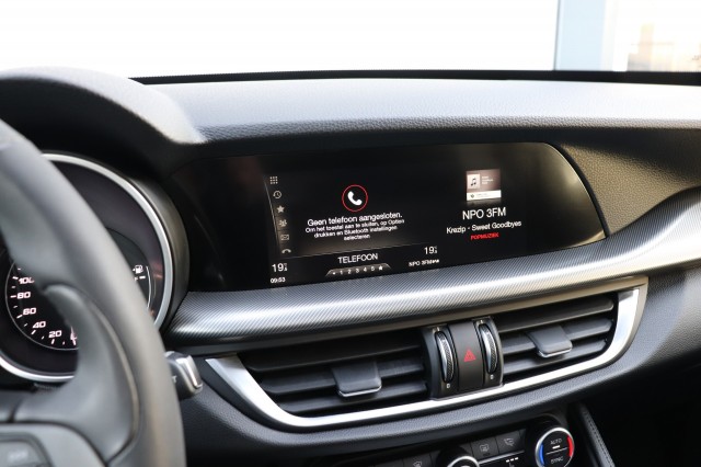 ALFA ROMEO STELVIO 2.0 T AWD Q4 280PK/PAN.DAK/H.KARDON/ORIG.NL/SPORTST/20, Carmix, OSS