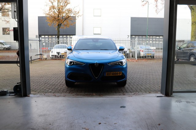 ALFA ROMEO STELVIO 2.0 T AWD Q4 280PK/PAN.DAK/H.KARDON/ORIG.NL/SPORTST/20, Carmix, OSS