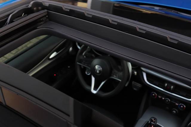 ALFA ROMEO STELVIO 2.0 T AWD Q4 280PK/PAN.DAK/H.KARDON/ORIG.NL/SPORTST/20, Carmix, OSS