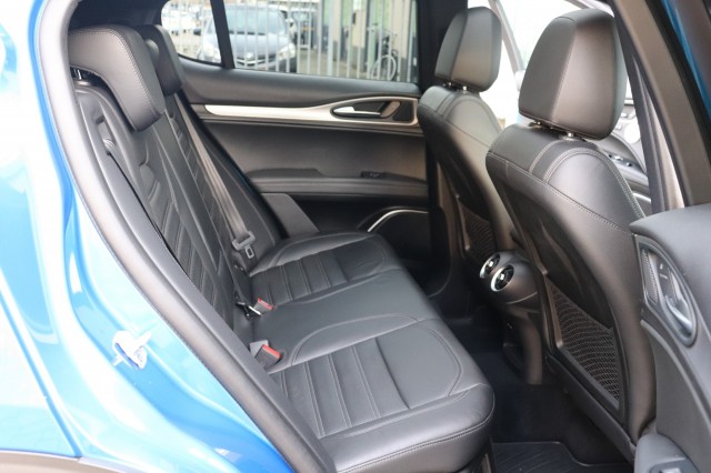 ALFA ROMEO STELVIO 2.0 T AWD Q4 280PK/PAN.DAK/H.KARDON/ORIG.NL/SPORTST/20, Carmix, OSS