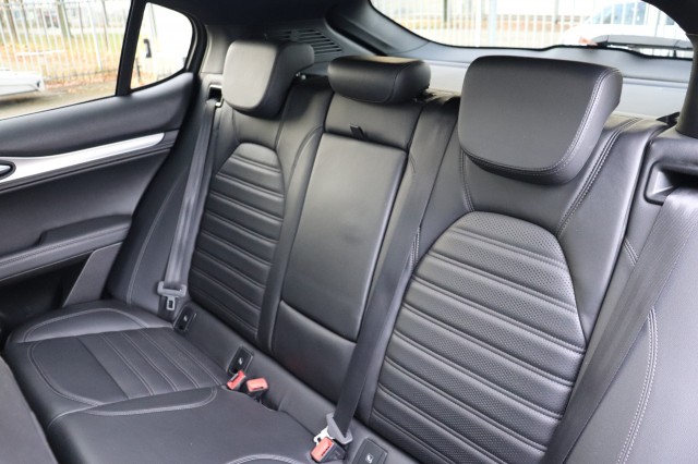 ALFA ROMEO STELVIO 2.0 T AWD Q4 280PK/PAN.DAK/H.KARDON/ORIG.NL/SPORTST/20, Carmix, OSS