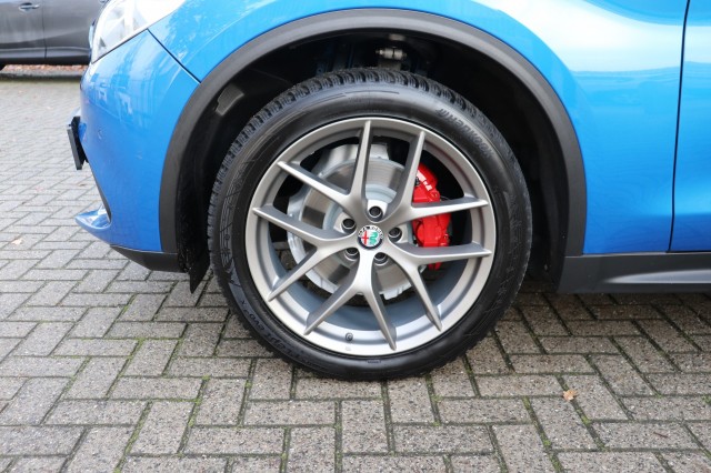 ALFA ROMEO STELVIO 2.0 T AWD Q4 280PK/PAN.DAK/H.KARDON/ORIG.NL/SPORTST/20, Carmix, OSS