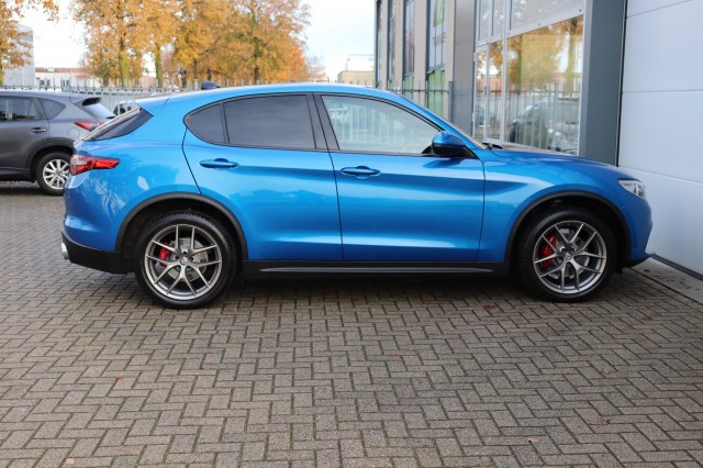 ALFA ROMEO STELVIO 2.0 T AWD Q4 280PK/PAN.DAK/H.KARDON/ORIG.NL/SPORTST/20, Carmix, OSS