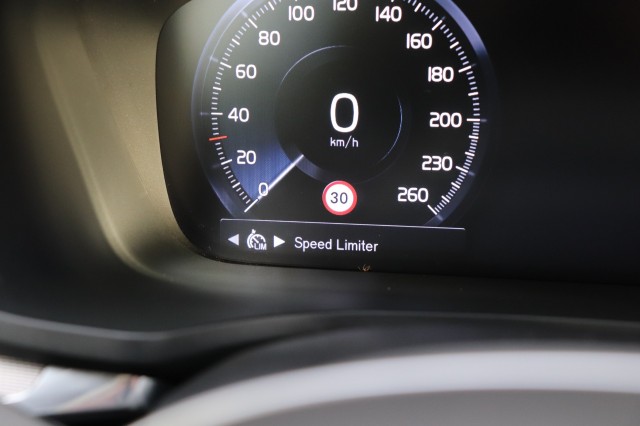 VOLVO S60 2.0 B3 R-DESIGN, Carmix, OSS