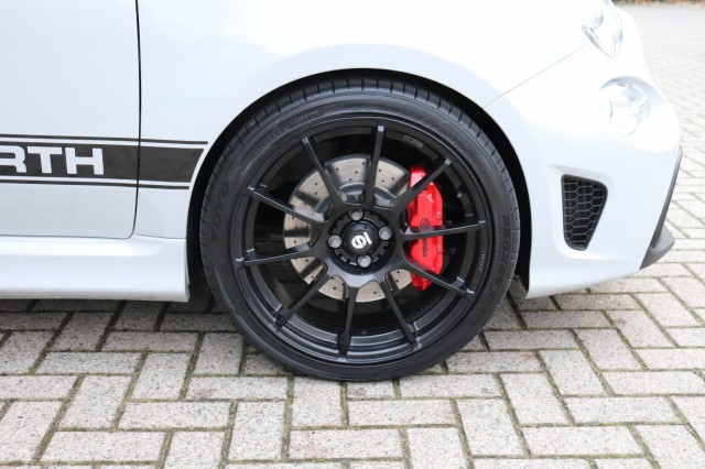 ABARTH 595 COMPETIZIONE 1.4 T-JET ABARTH 180PK SCHUIFDAK/CARBON SABELT SEATS/, Carmix, OSS