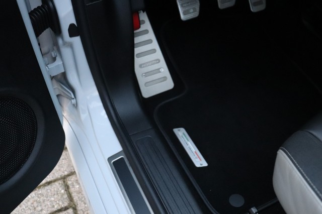 ABARTH 595 COMPETIZIONE 1.4 T-JET ABARTH 180PK SCHUIFDAK/CARBON SABELT SEATS/, Carmix, OSS