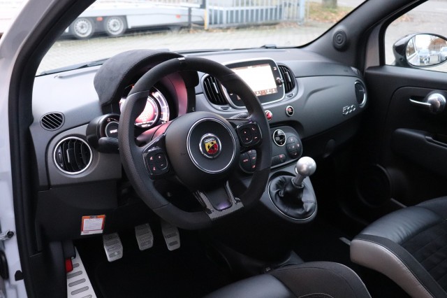 ABARTH 595 COMPETIZIONE 1.4 T-JET ABARTH 180PK SCHUIFDAK/CARBON SABELT SEATS/, Carmix, OSS