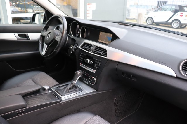 MERCEDES-BENZ C-KLASSE 180 AUT AVANTGARDE/SCHUIFDAK/CLIMA/CRUISE/STOELVERW., Carmix, OSS