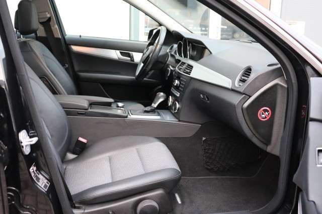 MERCEDES-BENZ C-KLASSE 180 AUT AVANTGARDE/SCHUIFDAK/CLIMA/CRUISE/STOELVERW., Carmix, OSS