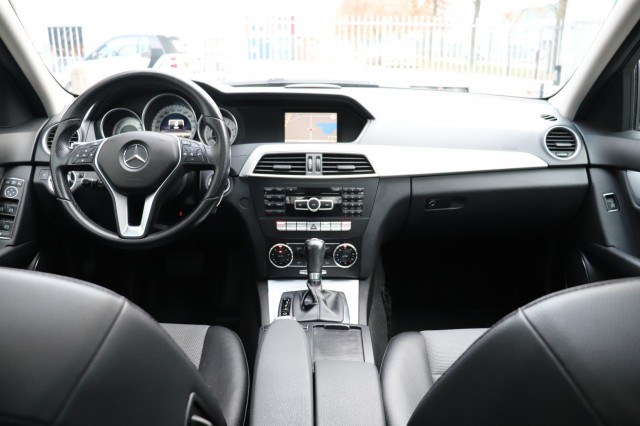 MERCEDES-BENZ C-KLASSE 180 AUT AVANTGARDE/SCHUIFDAK/CLIMA/CRUISE/STOELVERW., Carmix, OSS