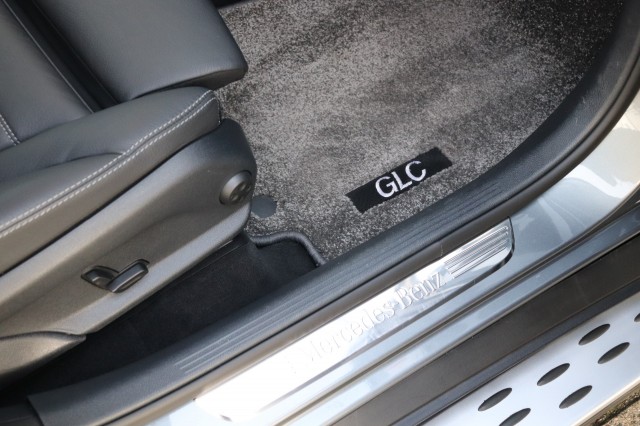 MERCEDES-BENZ GLC-KLASSE 350E  4MATIC AMG-LINE/HEADUP/AMBIENT/LEER/NAVI/19, Carmix, OSS