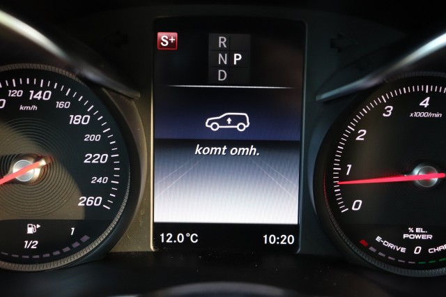 MERCEDES-BENZ GLC-KLASSE 350E  4MATIC AMG-LINE/HEADUP/AMBIENT/LEER/NAVI/19, Carmix, OSS