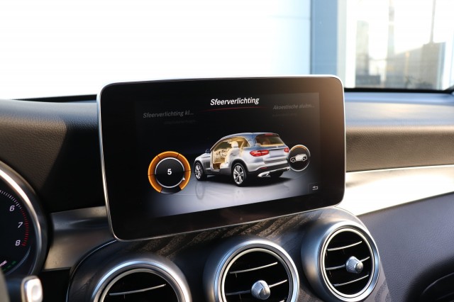 MERCEDES-BENZ GLC-KLASSE 350E  4MATIC AMG-LINE/HEADUP/AMBIENT/LEER/NAVI/19, Carmix, OSS