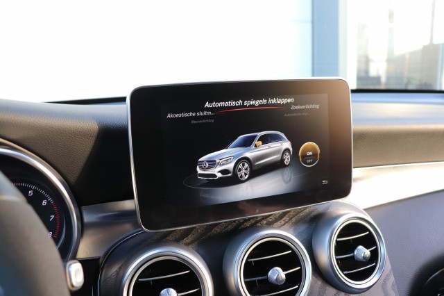 MERCEDES-BENZ GLC-KLASSE 350E  4MATIC AMG-LINE/HEADUP/AMBIENT/LEER/NAVI/19, Carmix, OSS