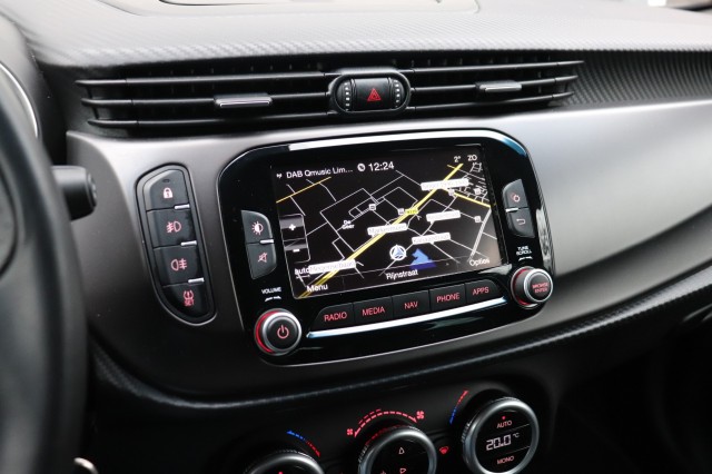 ALFA ROMEO GIULIETTA 1.6 JTDM SUPER AUT/LEER/NAVI/DAB/ORIG.NL, Carmix, OSS