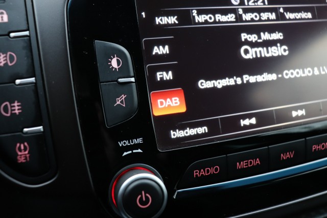 ALFA ROMEO GIULIETTA 1.6 JTDM SUPER AUT/LEER/NAVI/DAB/ORIG.NL, Carmix, OSS