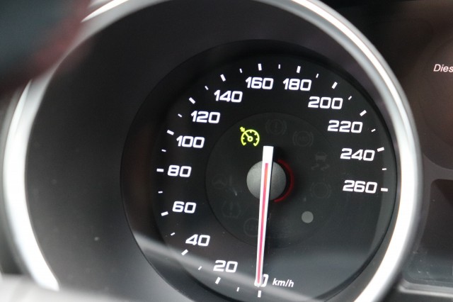 ALFA ROMEO GIULIETTA 1.6 JTDM SUPER AUT/LEER/NAVI/DAB/ORIG.NL, Carmix, OSS