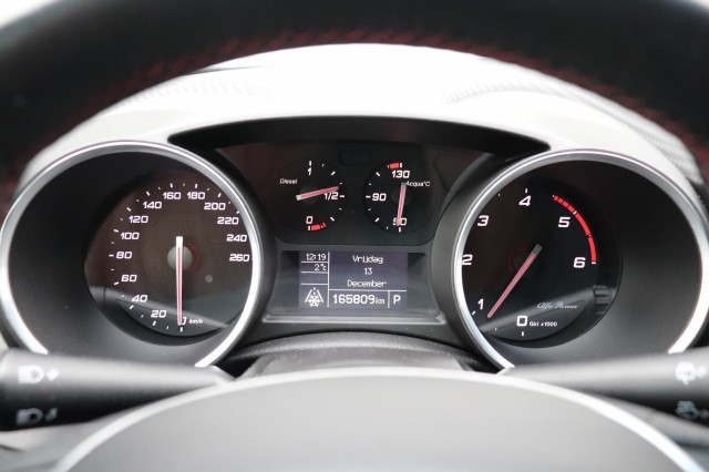 ALFA ROMEO GIULIETTA 1.6 JTDM SUPER AUT/LEER/NAVI/DAB/ORIG.NL, Carmix, OSS