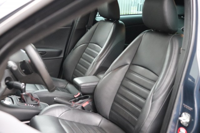 ALFA ROMEO GIULIETTA 1.6 JTDM SUPER AUT/LEER/NAVI/DAB/ORIG.NL, Carmix, OSS