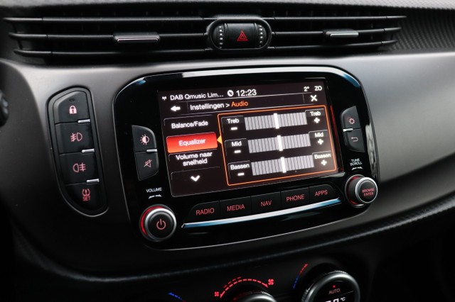 ALFA ROMEO GIULIETTA 1.6 JTDM SUPER AUT/LEER/NAVI/DAB/ORIG.NL, Carmix, OSS