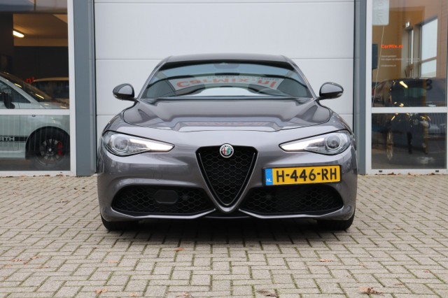 ALFA ROMEO GIULIA 2.0T SUPER AUT/SPORTST./A.CARPLAY/STOEL/STUURVERW./18'', Carmix, OSS