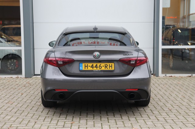 ALFA ROMEO GIULIA 2.0T SUPER AUT/SPORTST./A.CARPLAY/STOEL/STUURVERW./18'', Carmix, OSS
