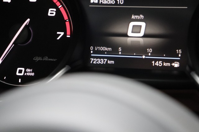 ALFA ROMEO GIULIA 2.0T SUPER AUT/SPORTST./A.CARPLAY/STOEL/STUURVERW./18'', Carmix, OSS