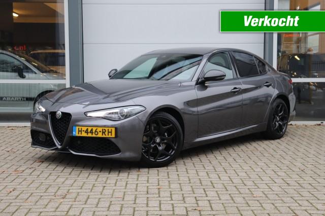 ALFA ROMEO GIULIA - 2.0T SUPER AUT/SPORTST./A.CARPLAY/STOEL/STUURVERW./18''