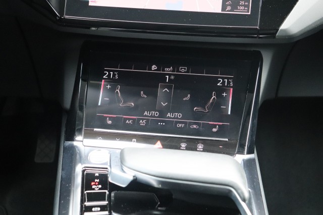 AUDI E-TRON E-TRON 50 Q L ED +, Carmix, OSS