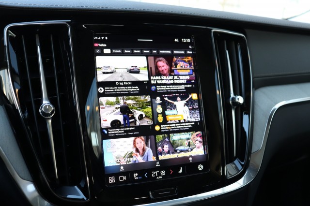 VOLVO V60 CC 2.0 B5 AWD ULTIMATE, Carmix, OSS