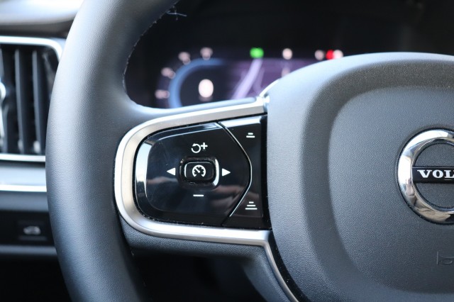 VOLVO V60 CC 2.0 B5 AWD ULTIMATE, Carmix, OSS