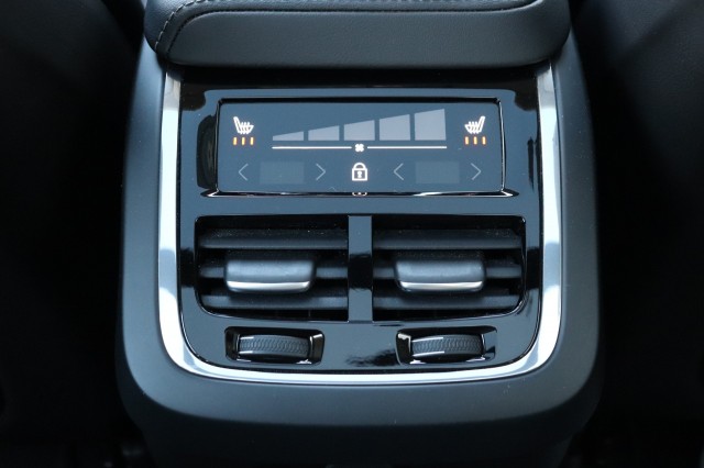 VOLVO V60 CC 2.0 B5 AWD ULTIMATE, Carmix, OSS