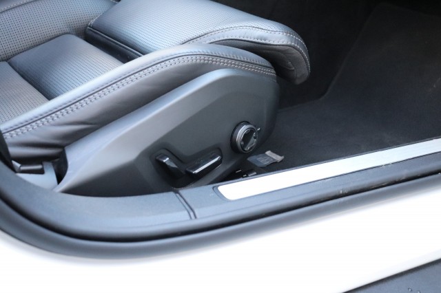 VOLVO V60 CC 2.0 B5 AWD ULTIMATE, Carmix, OSS