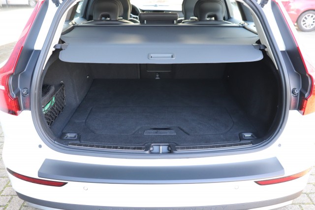 VOLVO V60 CC 2.0 B5 AWD ULTIMATE, Carmix, OSS