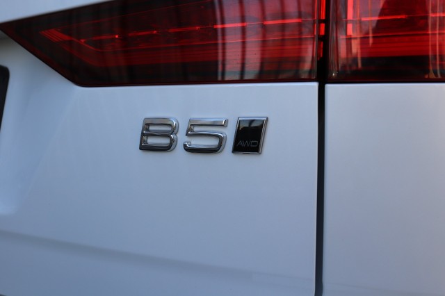 VOLVO V60 CC 2.0 B5 AWD ULTIMATE, Carmix, OSS