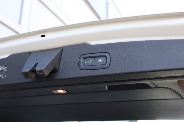 VOLVO V60 CC 2.0 B5 AWD ULTIMATE, Carmix, OSS