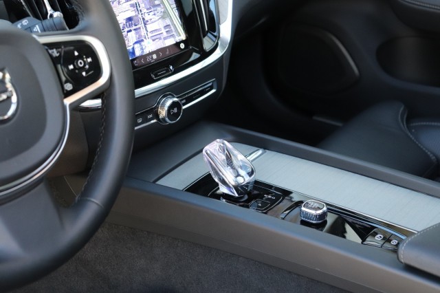 VOLVO V60 CC 2.0 B5 AWD ULTIMATE, Carmix, OSS