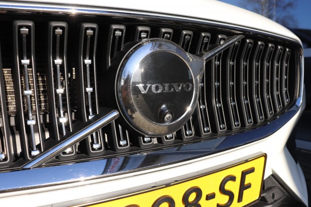 VOLVO V60 CC 2.0 B5 AWD ULTIMATE, Carmix, OSS