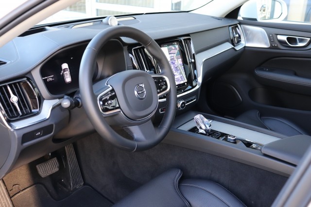 VOLVO V60 CC 2.0 B5 AWD ULTIMATE, Carmix, OSS