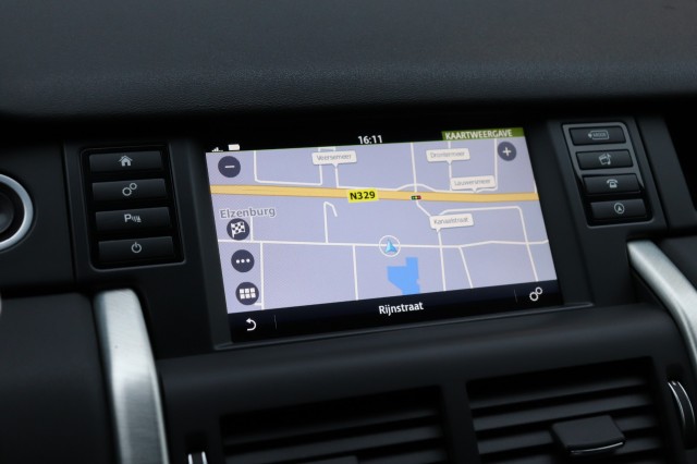 LAND ROVER DISCOVERY 2.0 SI4 4WD HSE LUXURY/TREKHAAK/PAN.DAK/LEER/ORIG.NL, Carmix, OSS