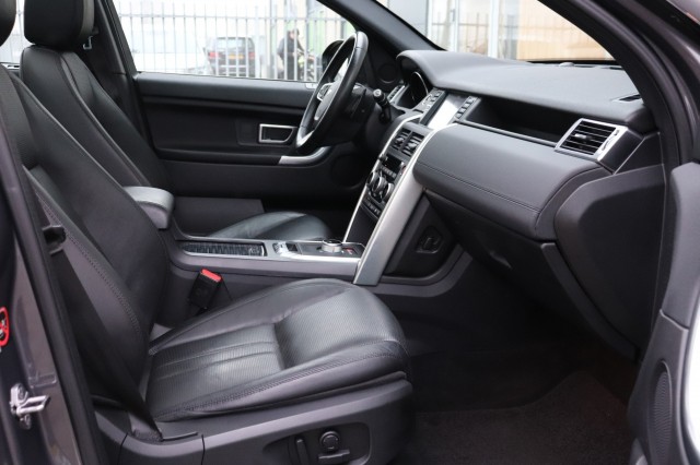 LAND ROVER DISCOVERY 2.0 SI4 4WD HSE LUXURY/TREKHAAK/PAN.DAK/LEER/ORIG.NL, Carmix, OSS