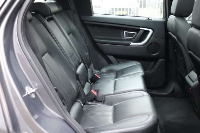 LAND ROVER DISCOVERY 2.0 SI4 4WD HSE LUXURY/TREKHAAK/PAN.DAK/LEER/ORIG.NL, Carmix, OSS