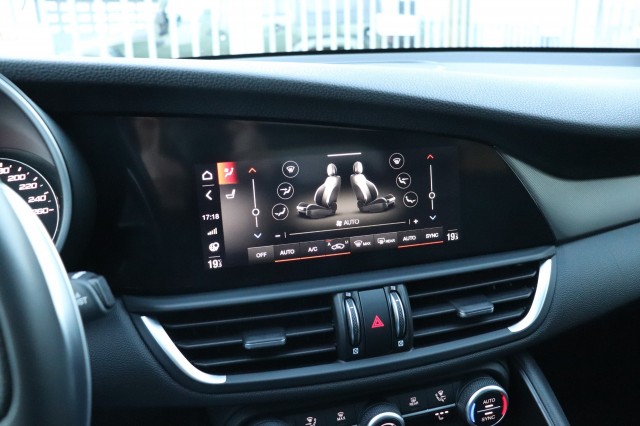 ALFA ROMEO GIULIA 2.0T TI Sprint /ORIG.NL/1E EIG./DEALERONDERH., Carmix, OSS