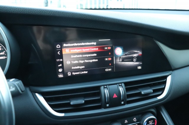 ALFA ROMEO GIULIA 2.0T TI Sprint /ORIG.NL/1E EIG./DEALERONDERH., Carmix, OSS