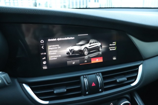 ALFA ROMEO GIULIA 2.0T TI Sprint /ORIG.NL/1E EIG./DEALERONDERH., Carmix, OSS