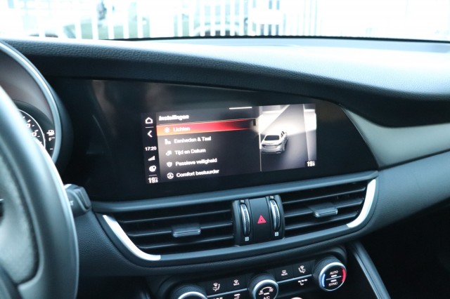 ALFA ROMEO GIULIA 2.0T TI Sprint /ORIG.NL/1E EIG./DEALERONDERH., Carmix, OSS