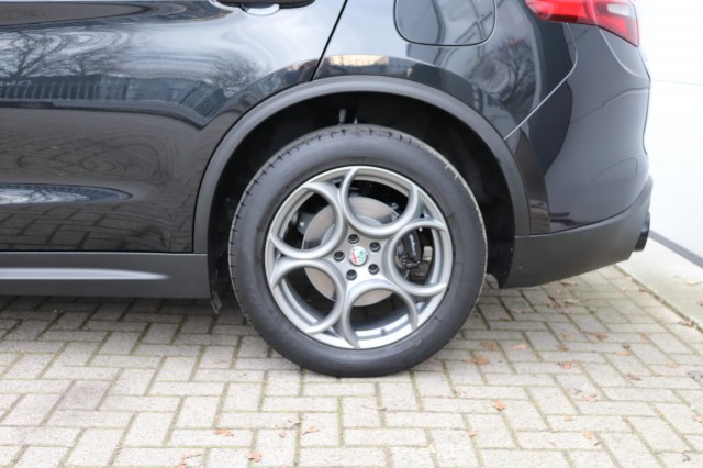 ALFA ROMEO STELVIO 2.0 T Q4 AWD SUPER AUT/A.CARPLAY/SPORTSTOELEN/STOEL/STUURVERW./1, Carmix, OSS