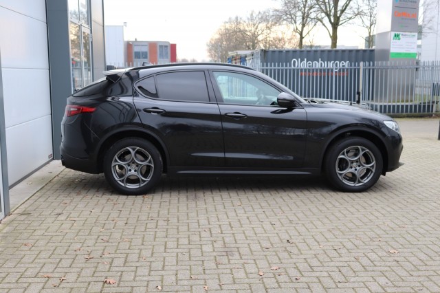 ALFA ROMEO STELVIO 2.0 T Q4 AWD SUPER AUT/A.CARPLAY/SPORTSTOELEN/STOEL/STUURVERW./1, Carmix, OSS