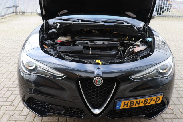 ALFA ROMEO STELVIO 2.0 T Q4 AWD SUPER AUT/A.CARPLAY/SPORTSTOELEN/STOEL/STUURVERW./1, Carmix, OSS