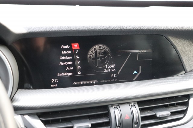 ALFA ROMEO STELVIO 2.0 T Q4 AWD SUPER AUT/A.CARPLAY/SPORTSTOELEN/STOEL/STUURVERW./1, Carmix, OSS